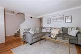 1013 Huntington Trace - Photo 3