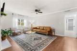 34 Chaumont Square - Photo 3