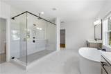 4300 Hawthorn Circle - Photo 52