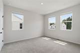142 Henley Street - Photo 14