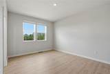 142 Henley Street - Photo 15