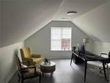 300 Harcourt Place - Photo 37