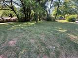 1061 Jolly Avenue - Photo 17