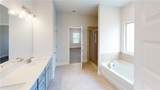 1027 Holliday Pass - Photo 23