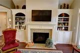 2785 Middlecreek Way - Photo 7