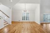 10210 Kinross Road - Photo 11
