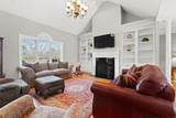 220 Mckenzie Bridge Road - Photo 12
