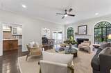 11 Mooregate Square - Photo 10