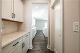 180 Henley Street - Photo 14