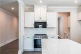 180 Henley Street - Photo 16