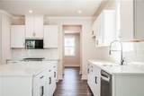 180 Henley Street - Photo 17