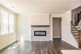 180 Henley Street - Photo 8