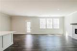 180 Henley Street - Photo 9
