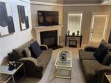 1922 Manhattan Parkway - Photo 4