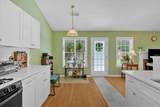 322 London Lane - Photo 10
