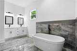 2415 Rugby Avenue - Photo 16