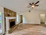 2060 Darrel Lane - Photo 4