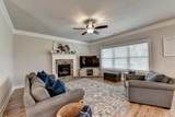 903 Calgary Court - Photo 21
