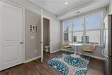 633 Broadview Place - Photo 8