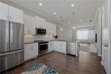 633 Broadview Place - Photo 9