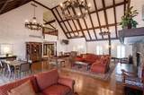 6851 Roswell Road - Photo 4
