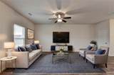 811 Independence Avenue - Photo 16