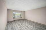 5675 Roswell Road - Photo 2