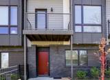 1145 Kirkwood Avenue - Photo 2