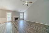 1617 Amhearst Walk Road - Photo 4
