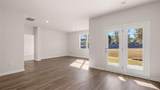 667 Whitman Lane - Photo 16