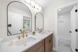 175 Hampstead Manor - Photo 54