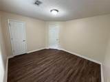 211 Ravenwood Court - Photo 13