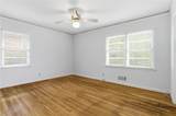 955 Vistavia Circle - Photo 14