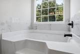 530 Creekview Boulevard - Photo 30