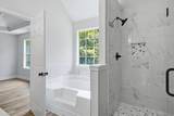 530 Creekview Boulevard - Photo 31