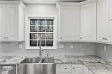 2037 Stoneleigh Drive - Photo 15