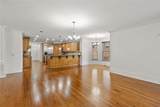 2452 Walkers Glen Lane - Photo 16