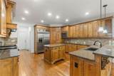 2452 Walkers Glen Lane - Photo 20
