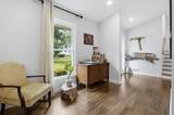 8 Rhodes Drive - Photo 10