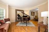 1918 De Winton Place - Photo 8