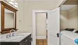 684 Elizabeth Place - Photo 15