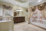 325 Pickett's Crossing - Photo 19