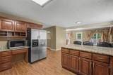 325 Pickett's Crossing - Photo 9