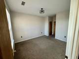 898 Oak Street - Photo 21