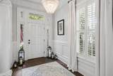 305 Abercorn Square - Photo 10