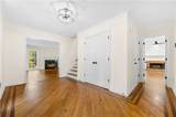 425 Prince Charles Place - Photo 8