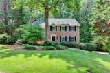 585 Cambridge Way - Photo 2