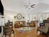 711 Soaring Drive - Photo 10