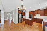 1722 Rose Hedge Way - Photo 15
