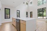 631 Flat Shoals Avenue - Photo 9